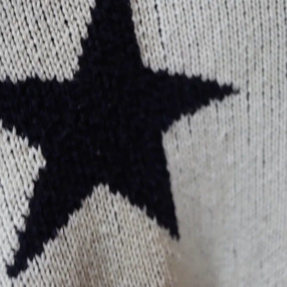 Marled Black White Crew Neck Star Sweater Medium Knit Pullover Casual Stylish - Picture 7 of 13